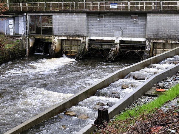 如何對(duì)工業(yè)污水處理設(shè)備進(jìn)行保養(yǎng)